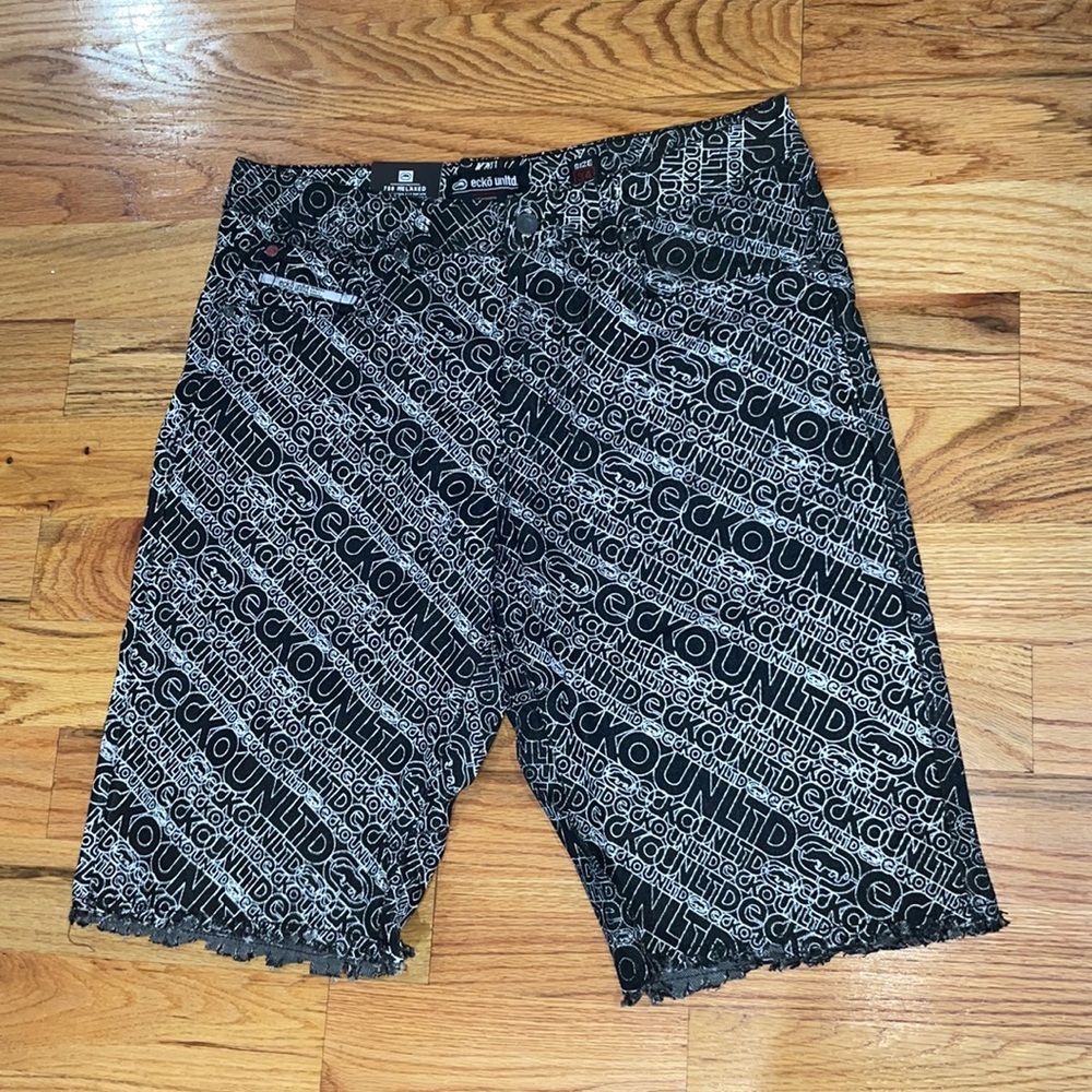 NEW frayed hem Mens Ecko Untld Unlimited logo Rhino Jeans Denim shorts 34
